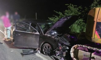 Ce transmit polițiștii despre accidentul de noaptea trecută din Făget: Alcool + un minor printre cele 5 victime
