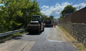 Un nou drum județean din Cluj a intrat în reparații. Se astupă și gropile