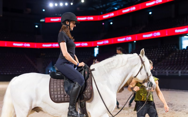 Moment inedit la Sports Festival 2026. Ana Maria Brânză a luat prima lecție de echitație la Cluj
