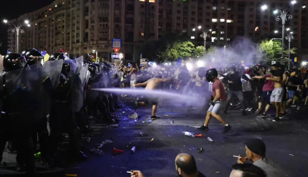 Decizie șoc în dosarul 10 august: foștii șefi ai Jandarmeriei, achitați pe bandă rulantă. Ce a hotărât instanța