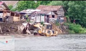 Floreștiul curăță Someșul de gunoaie. Construcții ilegale demolate și sute de tone de deșeuri evacuate