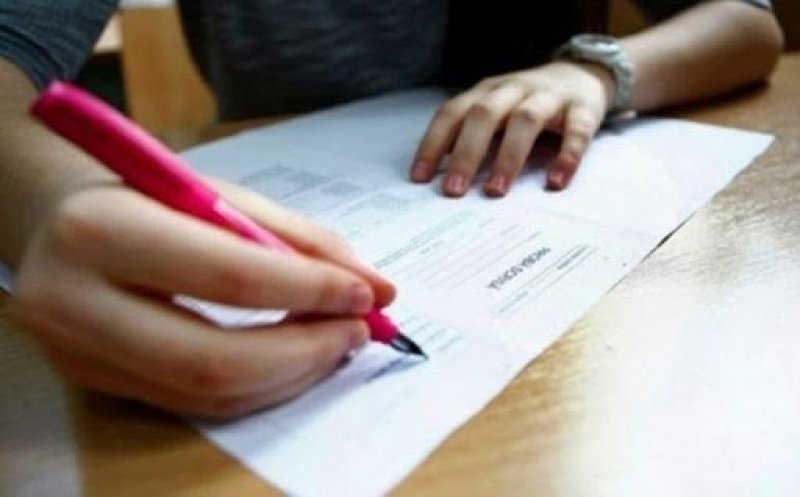 Evaluarea Națională 2026. Vezi SUBIECTELE și BAREMUL la proba de Limba Română