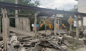 Unde se mai demolează garaje private amplasate pe domeniul public în Cluj