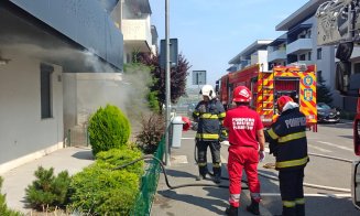 Cluj: Incendiu puternic într-un apartament. Zece persoane s-au autoevacuat