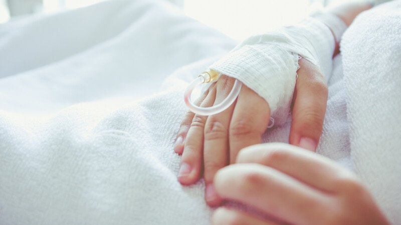 Semnal de alarmă pentru părinți! Mai mulți copii au ajuns la spital după un nou trend de pe TikTok