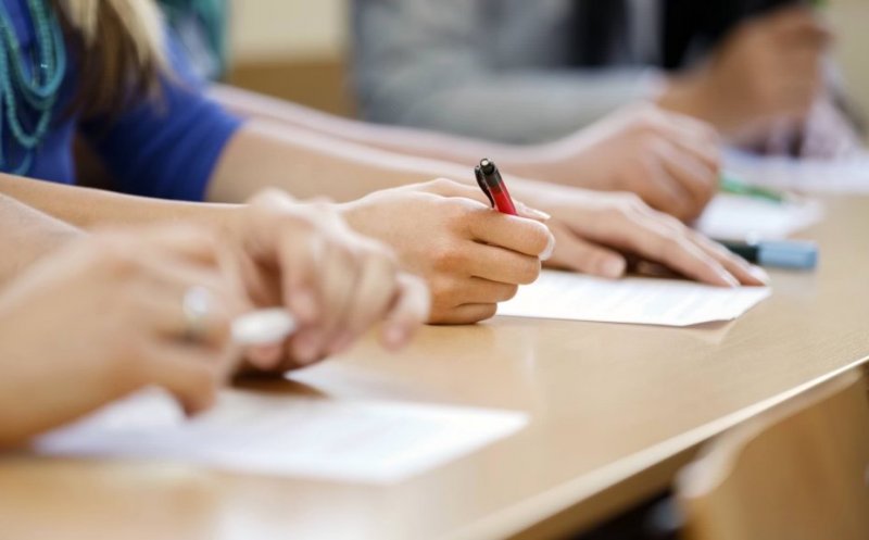 Evaluarea Națională la Cluj: Matematica a făcut diferența între elevii de top/ Cele mai multe note maxime, la Română