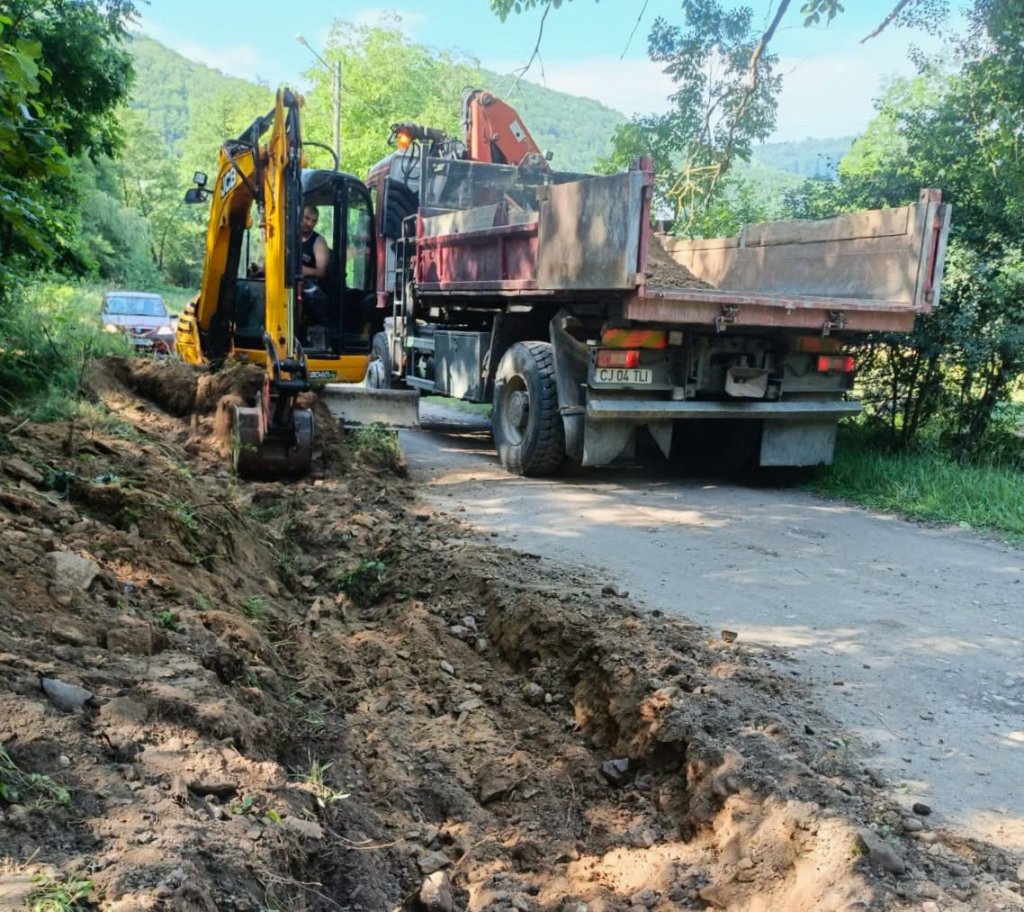Un drum care leagă Clujul de Sălaj intră în reabilitare. Au început lucrările pe DJ 103C