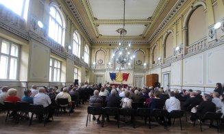 Emoție la Dej, unde au fost celebrate „Nunțile de Aur”. 64 de cupluri au marcat 50 de ani de căsătorie