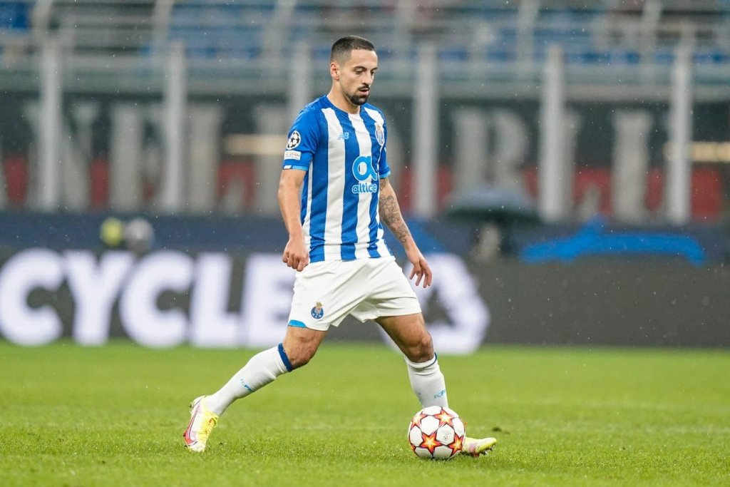 CFR Cluj încearcă o lovitură pe piața transferurilor. Mijlocașul crescut de FC Porto, așteptat în Gruia