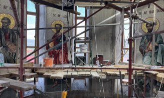 După Catedrala Mântuirii Neamului, aceeași echipă lucrează acum la mozaicul unei biserici din Cluj-Napoca: „Ne place să credem că Dumnezeu ne trimite 