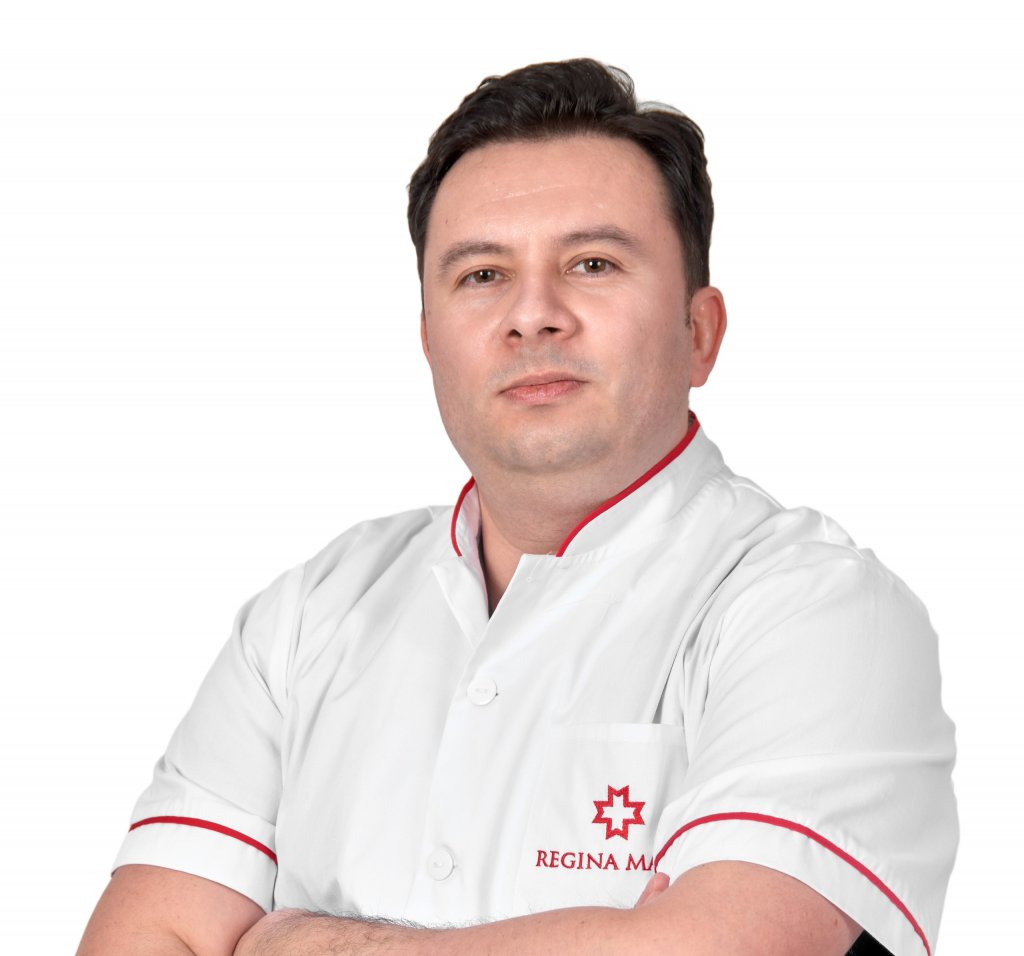Când hernia începe să decidă în locul tău: Ce ridici, cât mergi, ce eviți?  Dr. Ioan Cetina explică de ce lipsa durerii nu înseamnă lipsa riscului