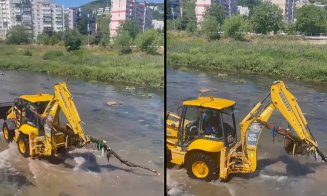 Blocaj pe Someș în zona stavilelor și grătarului barajului Mănăștur din Cluj-Napoca / VEZI ce au ”pescuit” angajații de la Gospodărirea Apelor