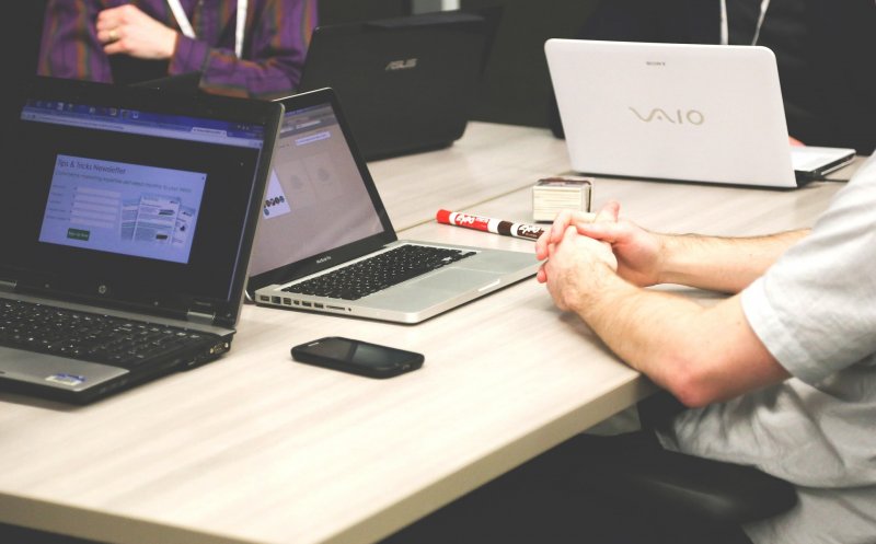 TOP 10 companii care conduc IT-ul din România. Giganți cu birouri și la Cluj domină clasamentul