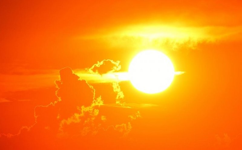 Revine CANICULA! Meteorologii au emis atenționări de temperaturi ridicate și nopți tropicale pentru vestul țării