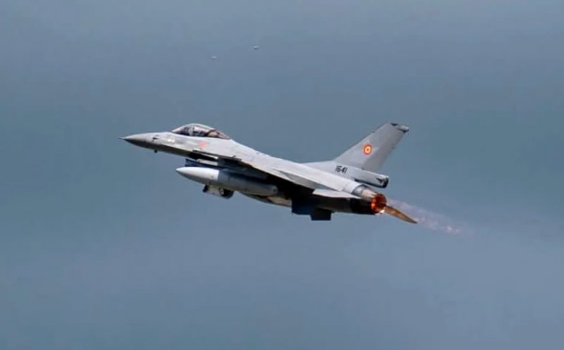 Alertă la granița României cu Ucraina. Radarele MApN au detectat mai multe ținte aeriene, iar două avioane F-16 au fost ridicate de la sol