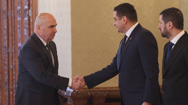 Bolojan a recunoscut că s-a întâlnit cu George Simion. Ce au discutat cei doi