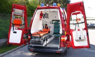 Accident GRAV pe Bulevardul Muncii din Cluj-Napoca. Două fete de aproximativ 10 ani, în stop cardio-respirator