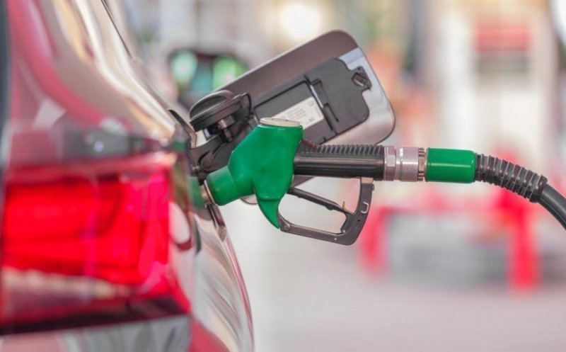 Guvernul dă asigurări că benzinăriile nu rămân fără carburanţi: „Acum nu vedem niciun risc” / „Avem stocurile de urgență”