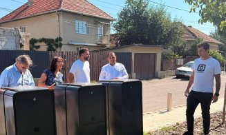 Gilăul modernizează transportul public: 13 stații inteligente, alimentate solar, instalate în comună