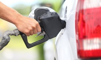 Ministerul Finanţelor scade cu 20% acciza la motorină, în contextul creşterii cotaţiilor internaţionale şi a preţurilor la pompă