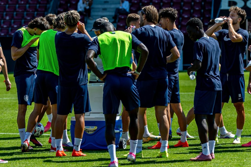 CFR Cluj întâlnește azi "sperietoarea" Corvinul Hunedoara, în Superligă