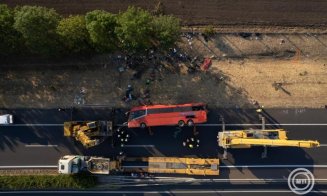 Doisprezece morţi şi cel puţin 10 răniţi într-un accident petrecut în Ungaria