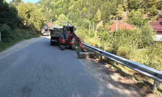 Reparații pe un drum județean care duce în zona de munte a Clujului