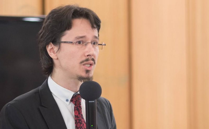 Cristi Danileț critică decizia CCR în cazul lui Dominic Fritz: „Un anumit magistrat asistent va trebui să ne convingă că albul e negru”