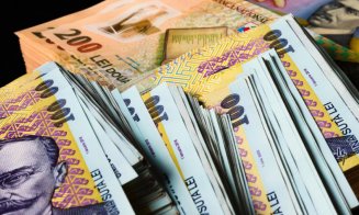 În lipsa unor măsuri compensatorii care să reducă impactul asupra bugetului, Comisia Europeană a respins creșterea cu până la 16 miliarde de lei a salariilor bugetarilor