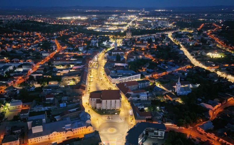 Străzile din Turda, mai bine luminate noaptea. Sute de corpuri LED au fost montate / Cristian Matei: „Fiecare sesizare contează”
