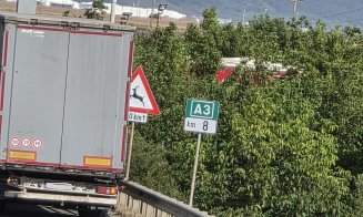 Cluj: Accident de microbuz pe A3. Mai multe persoane au fost rănite