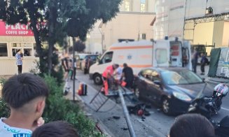 Accident grav în Cluj-Napoca. Un stâlp s-ar fi prăbușit peste un pieton / Trafic îngreunat
