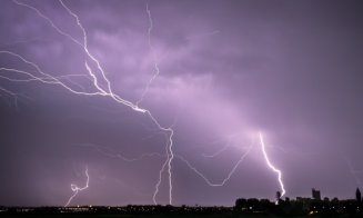 Cod galben de furtuni în Cluj-Napoca și alte localități: averse torențiale, grindină și vijelii