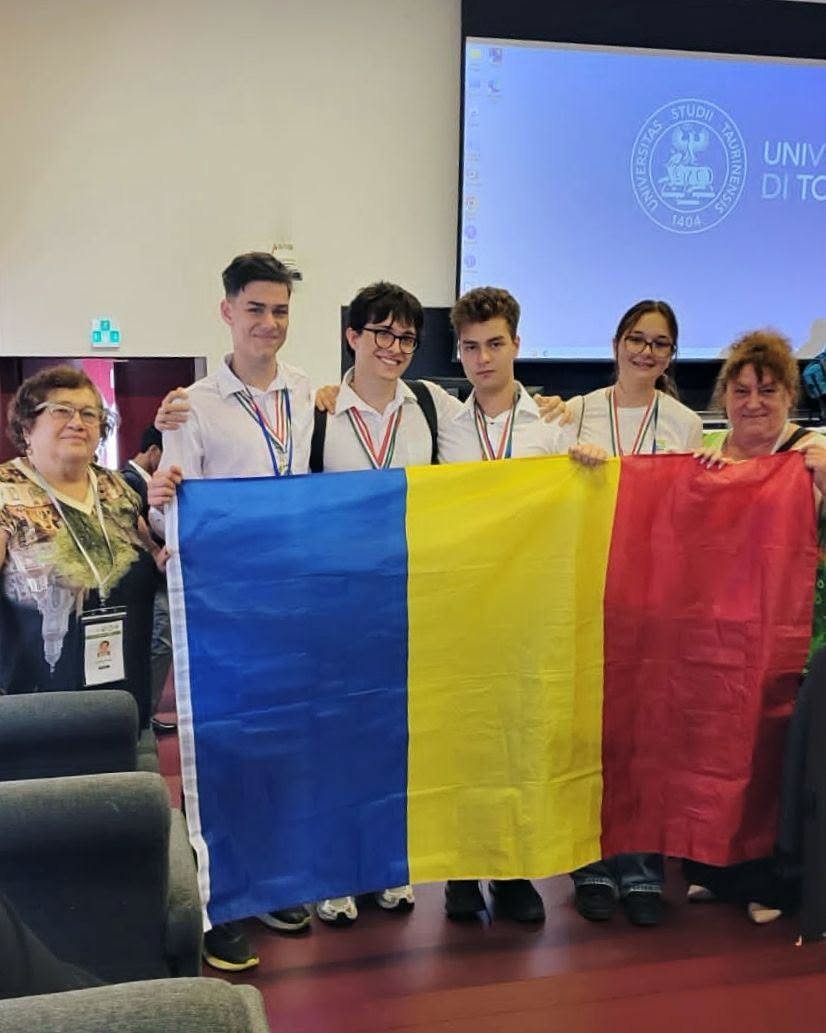 România strălucește din nou la olimpiadele internaționale. 9 medalii obținute de elevii români la Torino