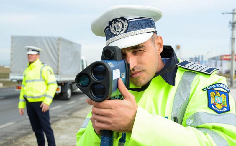 Șofer prins de radar cu 212 km/h pe A3, la Câmpia Turzii. Ce sancțiune a primit