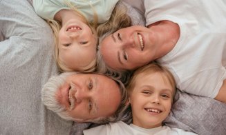 O singură poliță de sănătate pentru toată familia, cu prima calculată pe fiecare vârstă