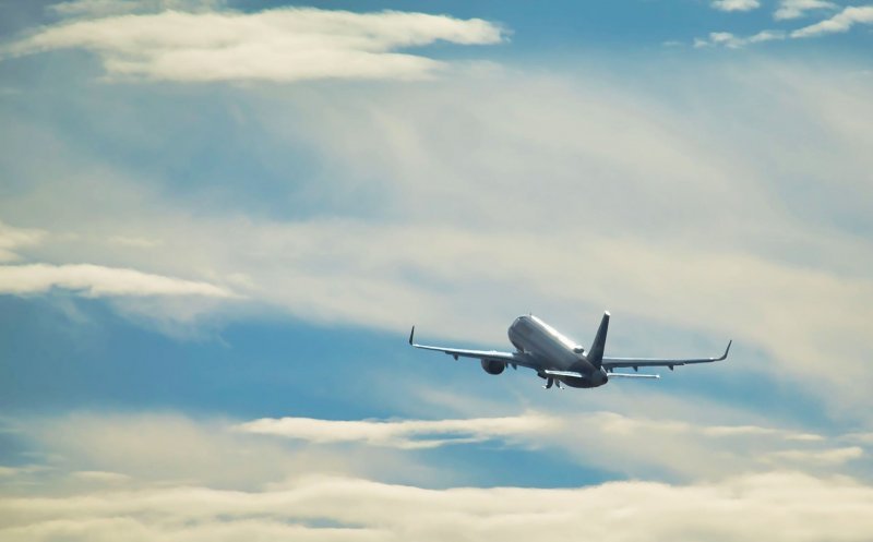 Avertismentul unei companii aeriene cu zboruri și pe Aeroportul Cluj: Urmează scumpiri la bilete