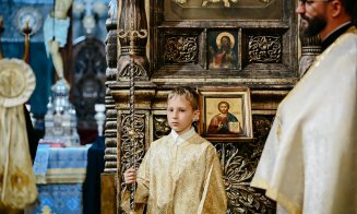 Marinela Marc, la slujba de Te Deum: Prezența elevilor a fost benevolă, la fel ca în fiecare an / Eveniment organizat încă de pe vremea Mitropolitului