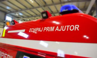 Accident în Cluj-Napoca între un autoturism și un autobuz: patru persoane, evaluate de echipajele medicale