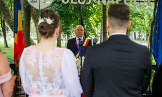 Zeci de căsătorii în acest weekend la Cluj-Napoca. Primarul Boc, la datorie