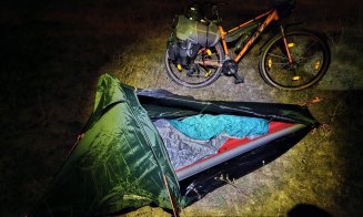 1.400 de kilometri pentru Diana. Un student din Cluj a plecat singur pe bicicletă spre Berlin ca să salveze o fetiță de 13 ani