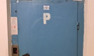 Patru clujeni, blocați azi noapte într-un lift de pe Moților. Fătă numere de la fima responsabilă, pompierii au folosit descarcerarea