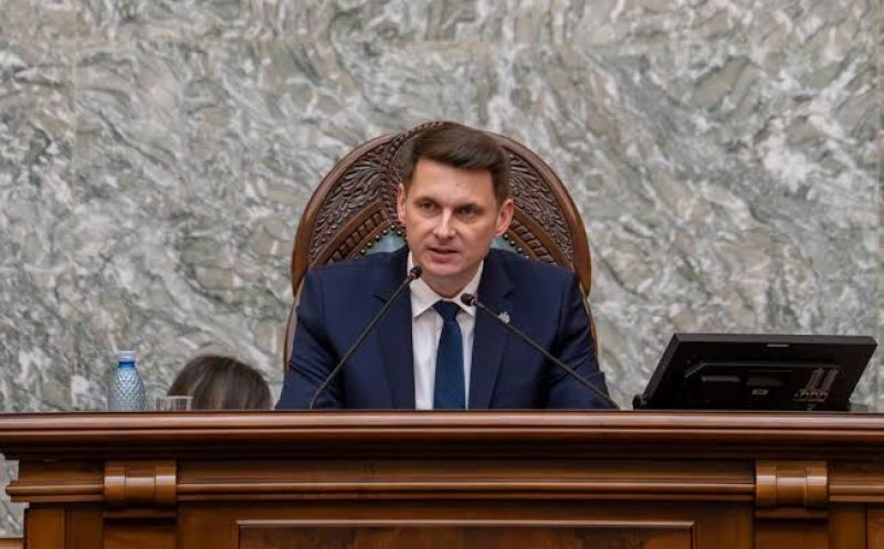 Mircea Abrudean, în fața senatorilor după întâlnirea dintre Bolojan și președinta CCR. Explicațiile clujeanului din fruntea Senatului
