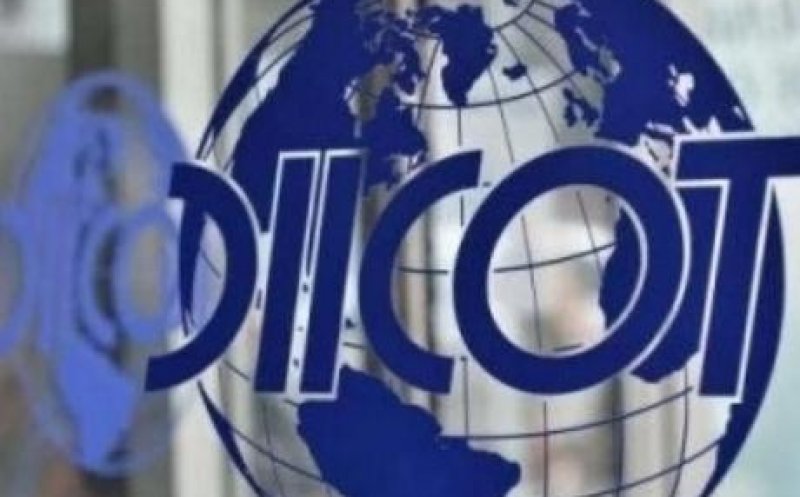 Anchetă DIICOT în Cluj: droguri cristaline, clienți racolați telefonic și tranzacții în spații publice