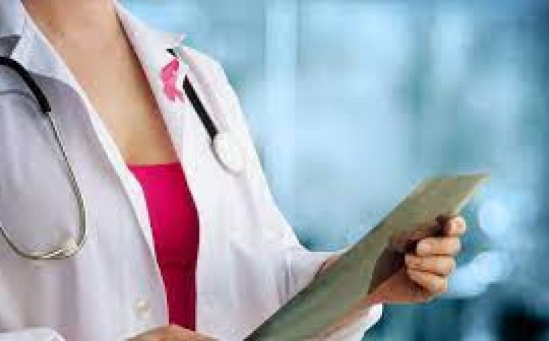 Institutul Oncologic din Cluj se luminează în roz pe 1 octombrie. Mesajul transmis de IOCN la începutul Lunii Cancerului de Sân