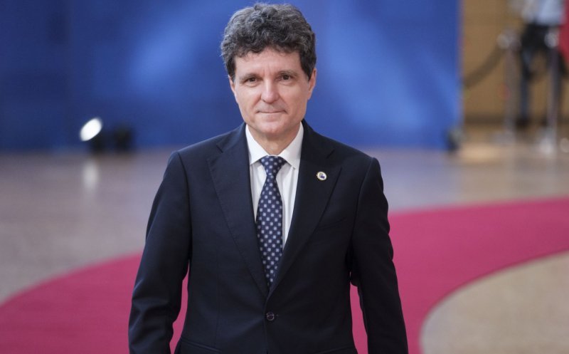Ce variante are Nicușor Dan după ce guvernul Siegfried Mureșan a picat la vot