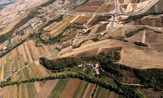 „Perla coroanei” de pe Autostrada Transilvania intră în șantier. Cum arată acum cel mai scump tronson de pe A3, cu cel mai lung tunel din țară