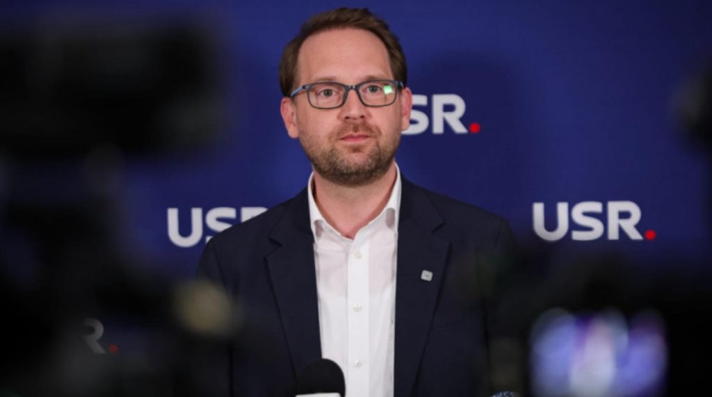 Dominic Fritz: "USR susține alegerile anticipate ca soluție pentru ieșirea din criza politică"