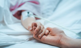 Școala ajunge în spital la Cluj! UMF a înființat „EduPedi” pentru copiii internați care nu pot merge la cursuri
