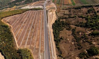 Cu avionul pe Autostrada Transilvania: Imagini spectaculoase între Poarta Sălajului și Zimbor